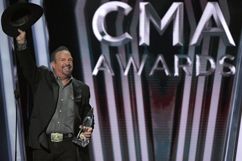 Garth Brooks doesn’t want to win CMA entertainer award again